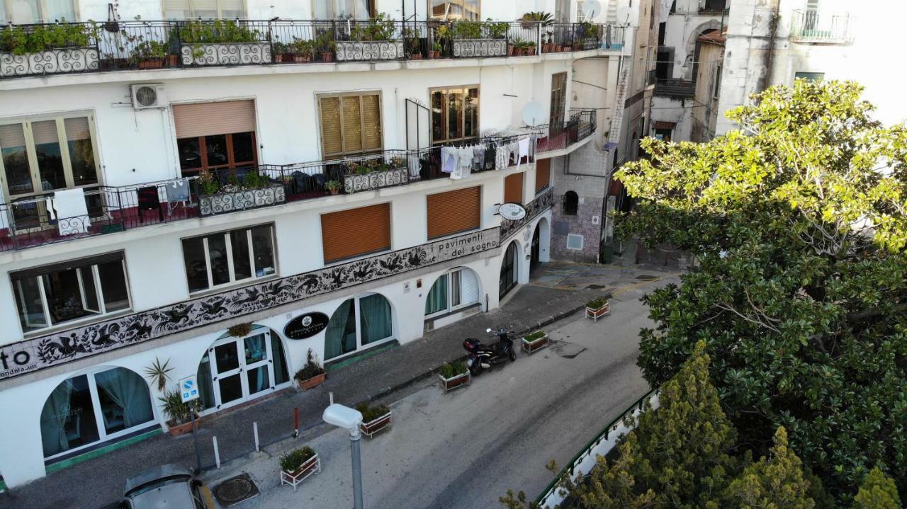 B&B Palazzo Pinto Vietri Exteriér fotografie